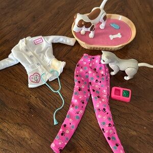 Barbie Vet Playset with Pink Pants and White Jacket
